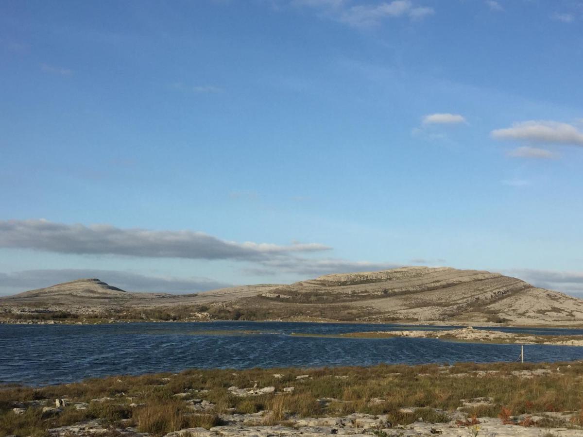 The Burren Barn Villa Tubber ภายนอก รูปภาพ