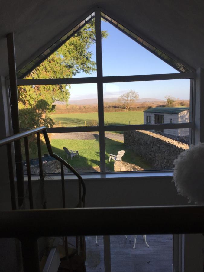 The Burren Barn Villa Tubber ภายนอก รูปภาพ