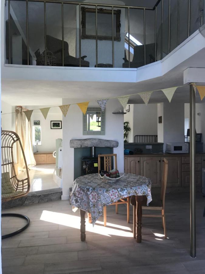The Burren Barn Villa Tubber ภายนอก รูปภาพ